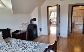 Casa Elegantă în Borhanci - Poză 14