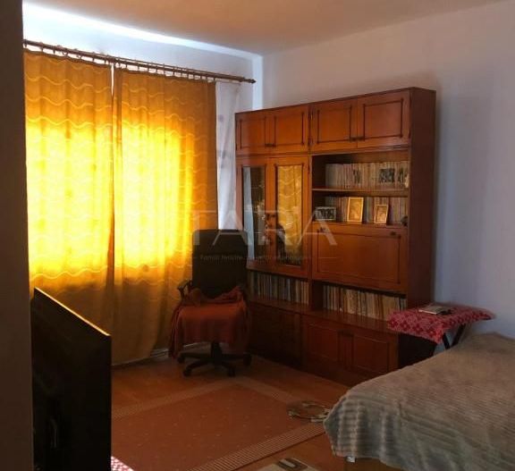 Casa individuala in apropiere de aeroport - Poză 4