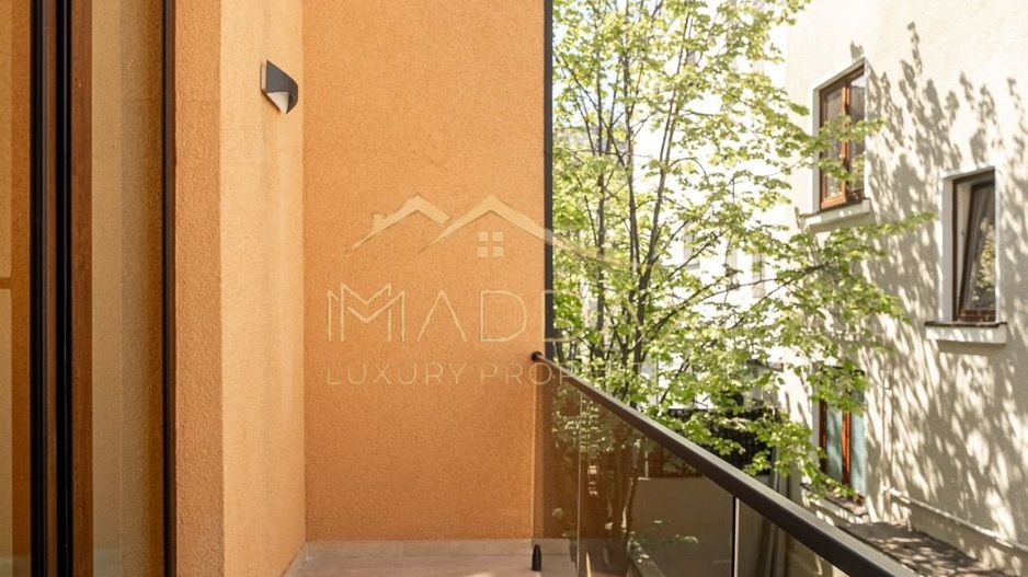 Vila Unica Noua cu 8 camere *300mp* /fotovoltaice si pompa cladura// Dorobanti - Poză 35