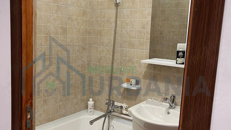 Apartament de închiriat, 2 camere, Tătărași - Zona Ciric, 48 mp, etaj 4/4 - Poză 4