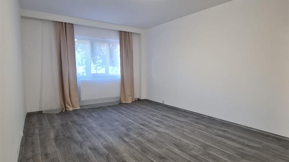 Apartament PB 3 Camere et.1  Iosia - Poză 7