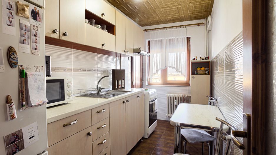 Proprietate vândută Apartament cu 3 camere decomandat la Fortuna - Poză 3