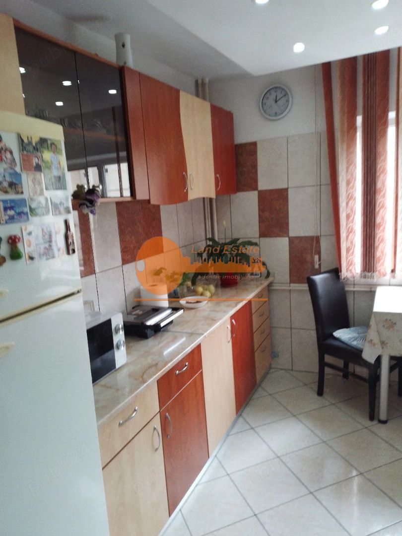 Apartament 3 camere Parc Sebastian - Poză 3