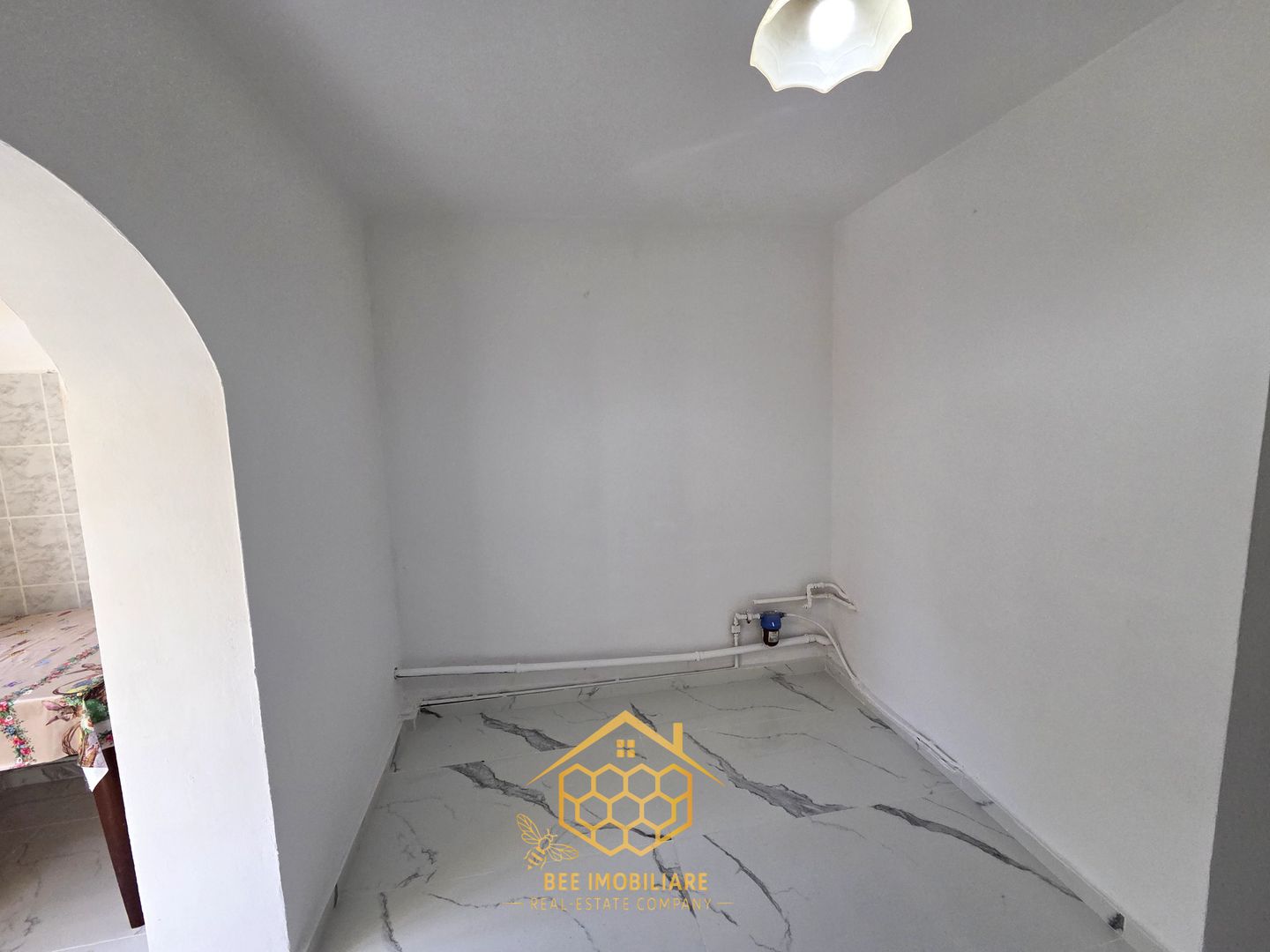 Apartament 3 Camere Decomandat - Spatios - in Zona 1 Mai - Poză 5