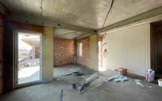 Duplex pe parter - 3 camere - zona Valery - 145.000€ - Poză 2