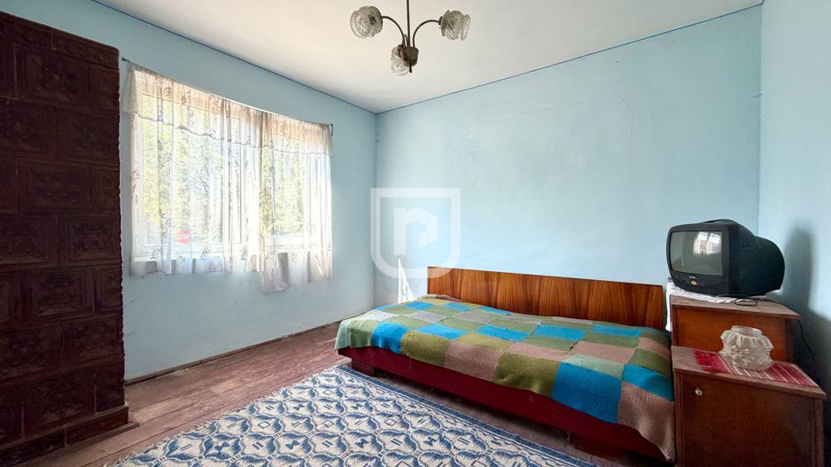 Casa cu 500mp teren, pozitie buna, centrala, utilitati - Poză 7
