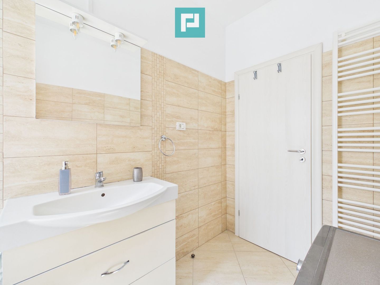 Duplex mobilat, 69 mp, teren 302 mp, Moșnița Veche - Poză 15