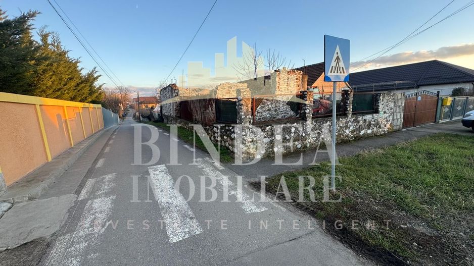 Teren casa 590mp + fundatie casa cu beci, Giarmata - Poză 1