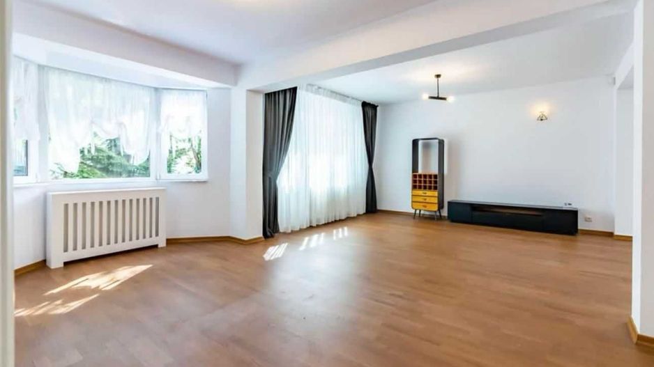 Vila individuala 5 camere | Pipera | Pretabila pentru locuinta sau sediu firma - Poză 2