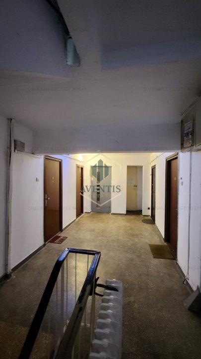 Garsoniera decomandata, bloc din 1982 reabilitat termic, Piata Muncii Baba Novac - Poză 15