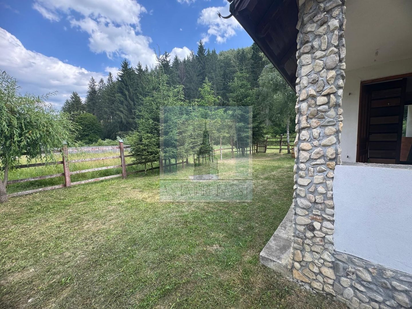 Casa de vacanta - zona Valea Bozom - Apata jud.Brasov - Poză 5