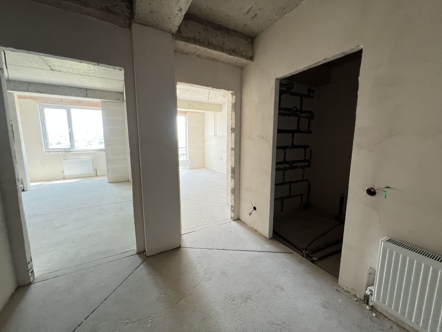Apartament cu 1 odaie+living în Ialoveni - Poză 4