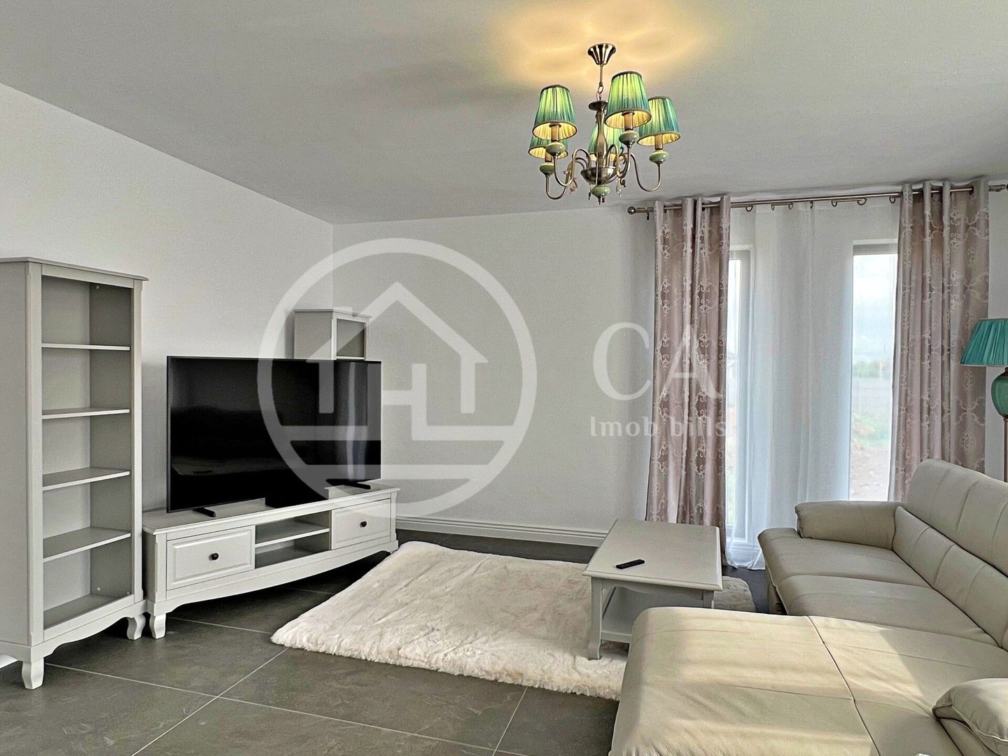 Casa de vânzare cu 4 camere in Santandrei, Bihor - Poză 1