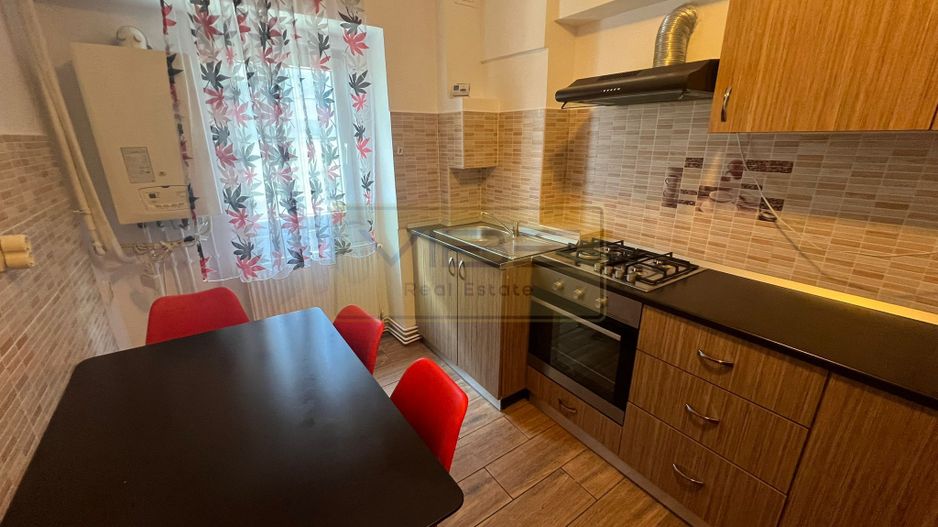 Apartament 2 camere  Palas Mall Sf Lazar - Poză 12
