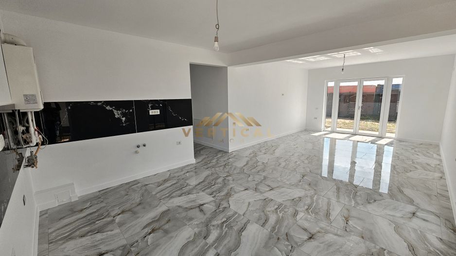 Casa 3 camere cu pod depozitare - comuna Berceni - Poză 13
