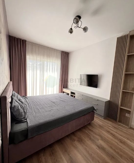 Casă individuală cu 4 camere în cartierul Aerocity, Tunari - Poză 11