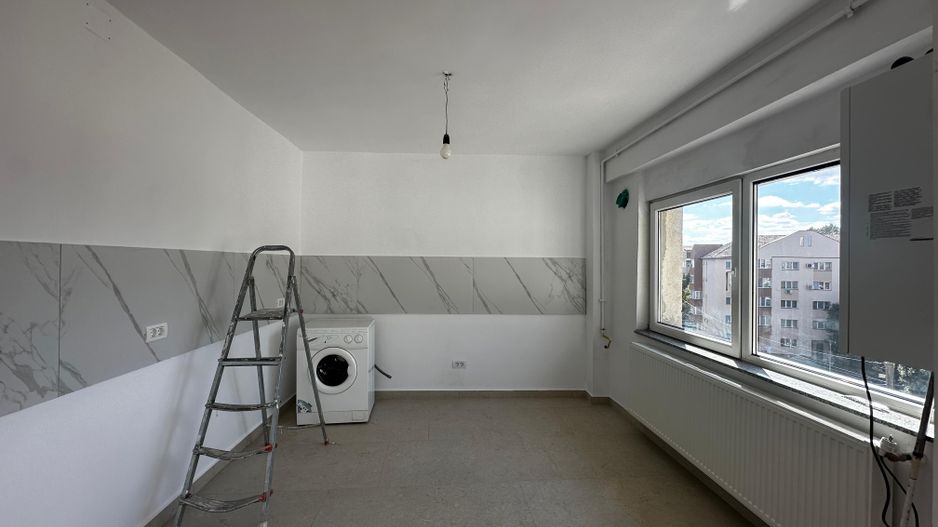 Apartament complet renovat cu scara interioara - Poză 12