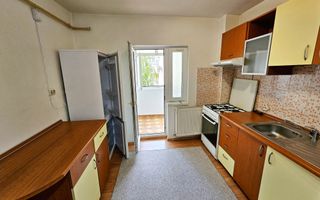 Apartament 3 camere, et.1, cu parcare si boxa, cartier Tolstoi - Poză 3