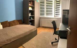Vând apartament 4 camere - Poză 3