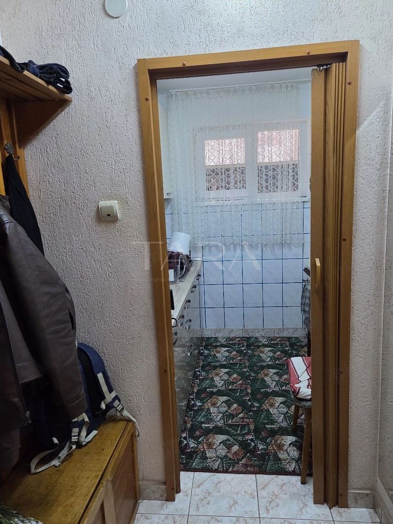Apartament 2 camere, etaj intermediar, zonă accesibilă. - Poză 3