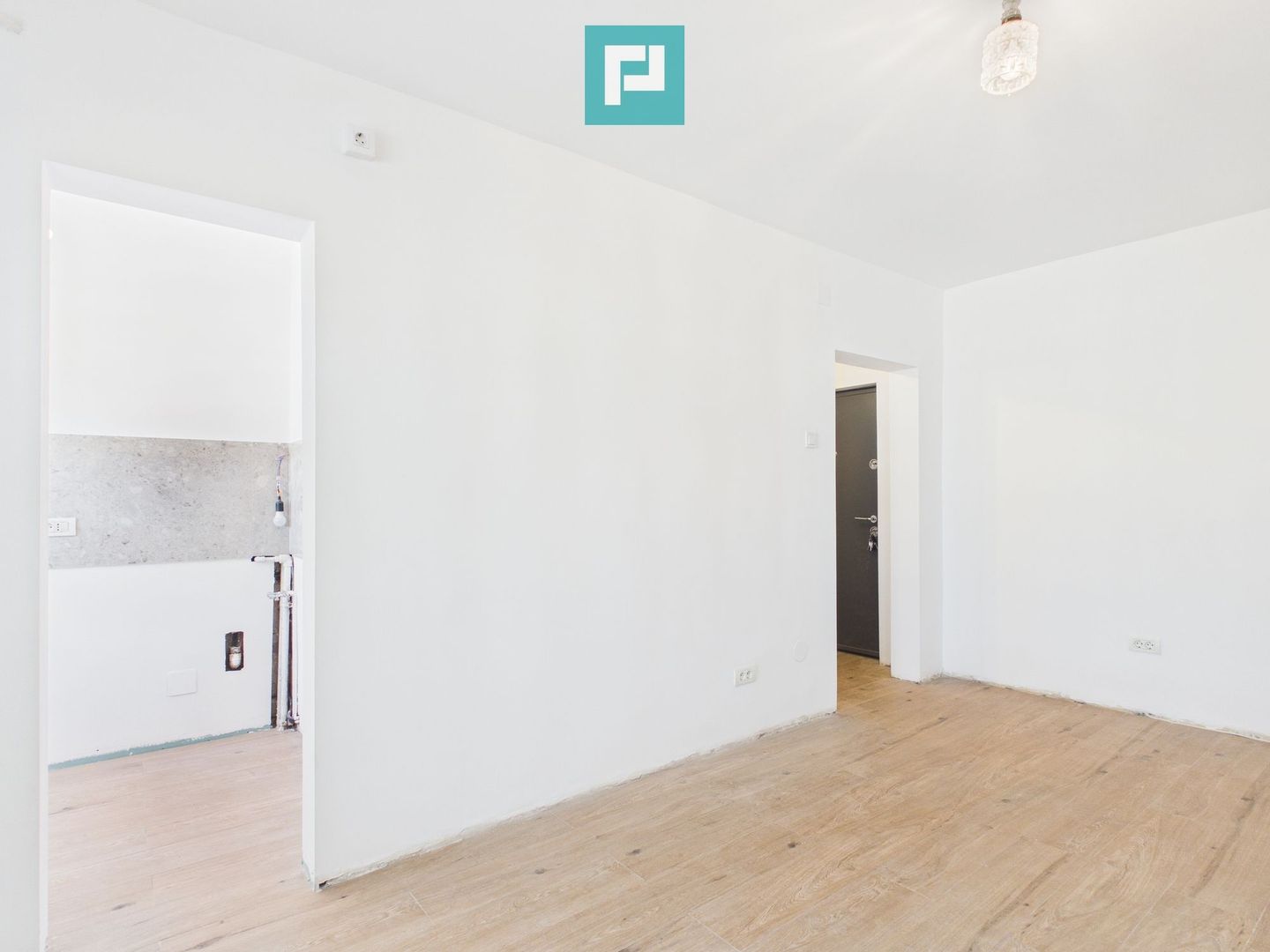 Garsonieră Confectii o cameră - Poză 2