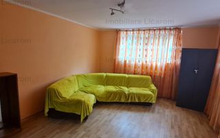 Casa individuala cu 2 apartamente, 6 camere,teren 403 mp,ASTRA. - Poză 6