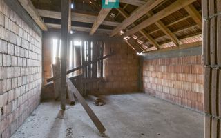 Proprietate impresionantă între Curtici și Macea - Poză 25