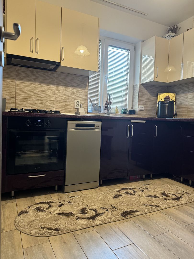 Apartament 2 camere Mobilat Utilat Loc de parcare - Poză 10