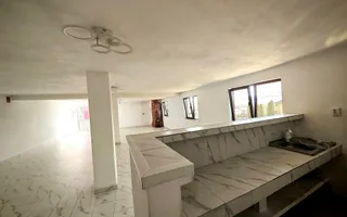 Casă cu teren generos în Dârmănești, Argeș-ideală pentru locuința sau afacere  - Poză 13
