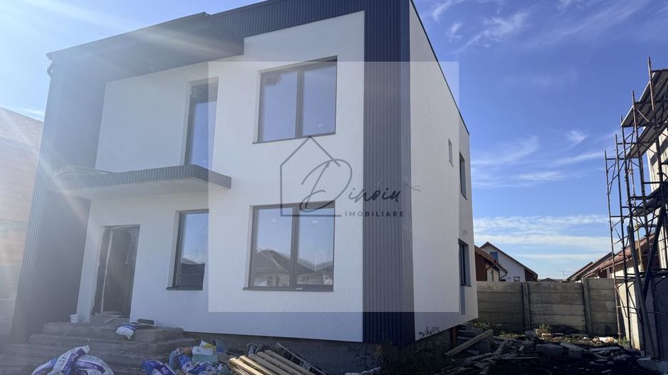 Vila de vanzare Pantelimon - - Poză 1