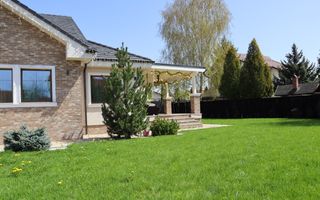 Casa deosebita cu 4 camere,  228 mp, Brașov - Cartierul Stupini - Poză 3