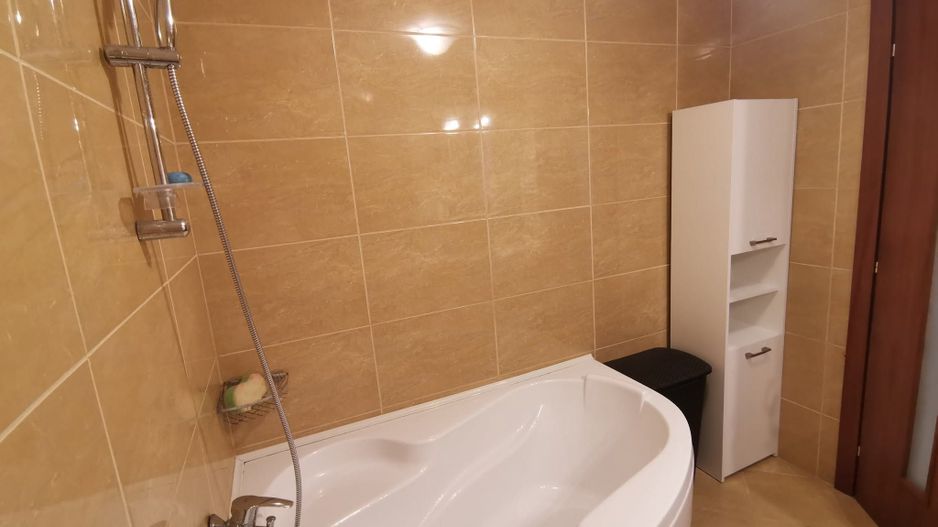 Prima inchiriere- apartament cu 3 camere in zona Prelungirea Ghencea - Poză 13