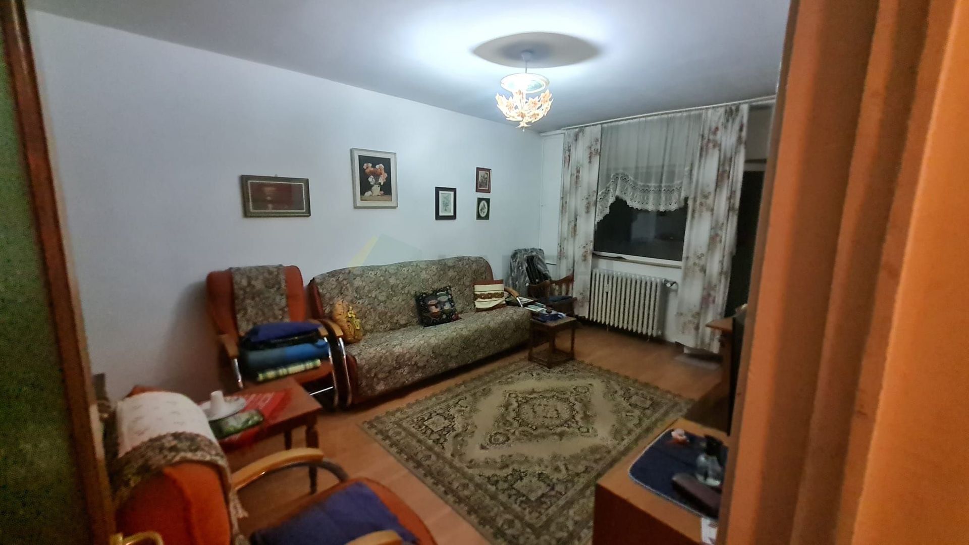 OCAZIE!!! APARTAMENT 2 CAMERE - TINERETULUI POLIVALENTA - Poză 3