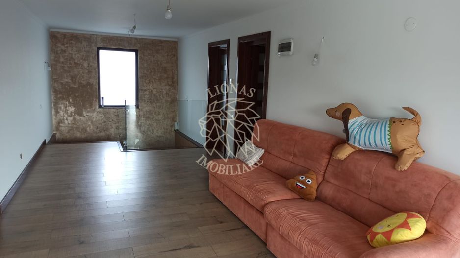 Casa 6 camere 220 mp-teren 1200 mp-curte amenajata-garaj-La Soare - Poză 9