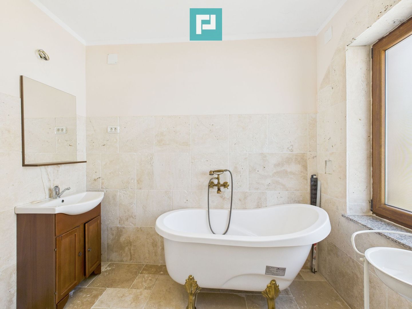 Casă modernă cu 6 camere în Vladimirescu - Poză 16