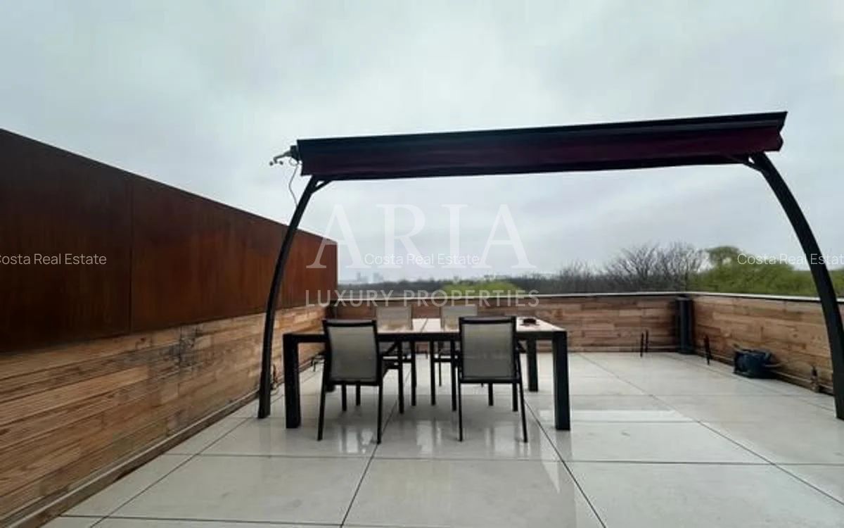 BELAIR LAKE - Penthouse duplex - LAKEFRONT - - Poză 3