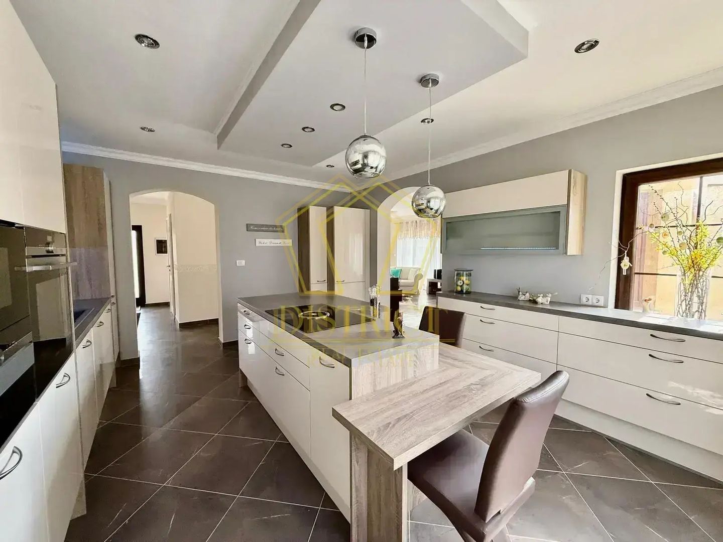 COMISION 0% Vila cu 6 camere deosebita D+P+1E I Biled - Poză 10