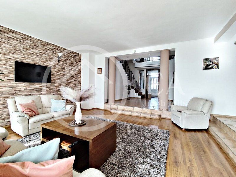 De vanzare, Vila plus casa de oaspeti zona Oncea, Oradea. - Poză 1