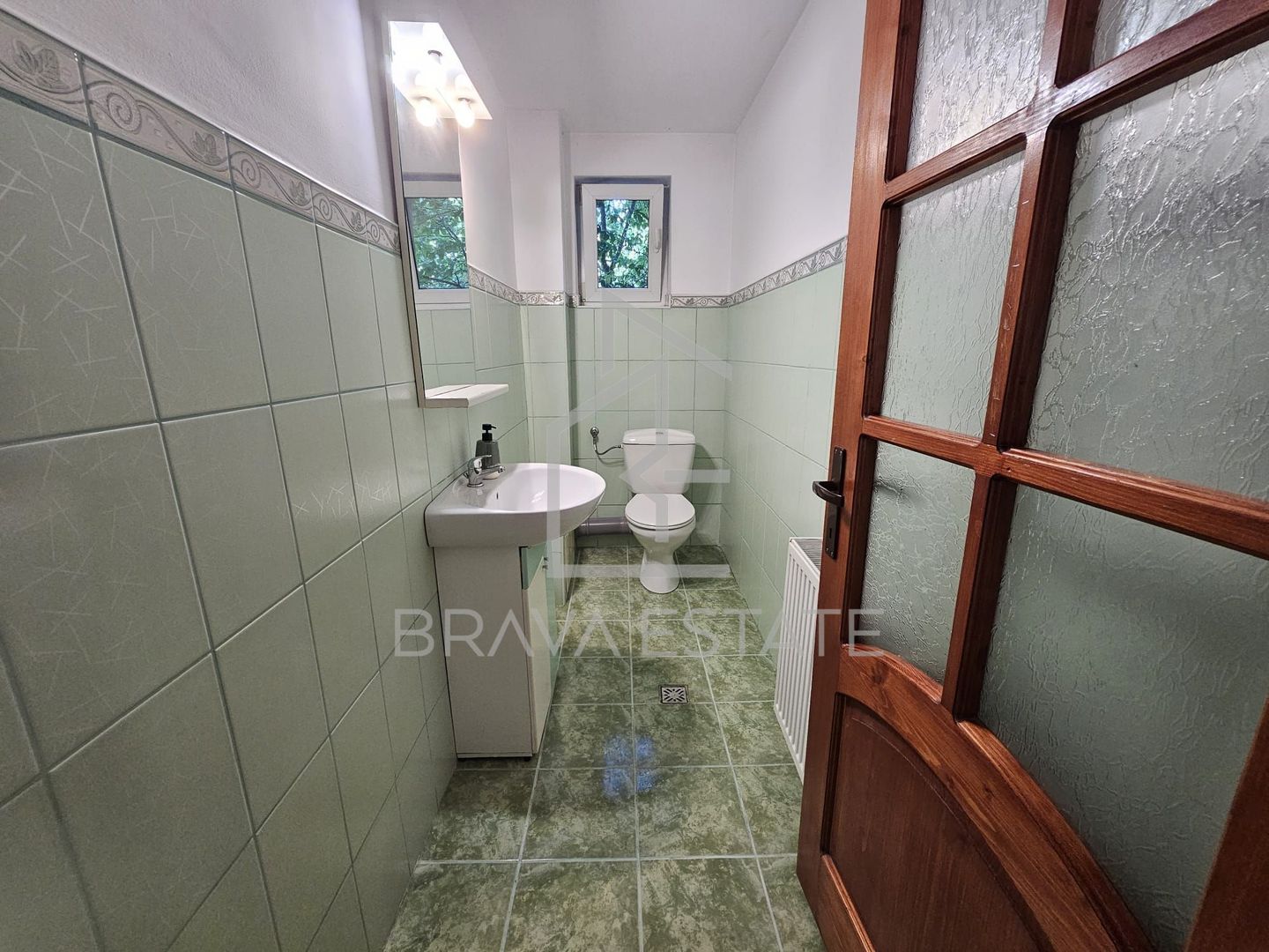 Apartament 3 camere, 100mp, 2 băi, 2 balcoane, 2 parcări, str Pădurii - Poză 21