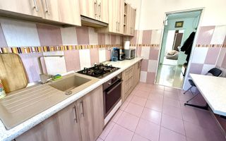 3 Camere Decomandat - Etaj 1 - Zona Podu Ros - Primaverii - Poză 4