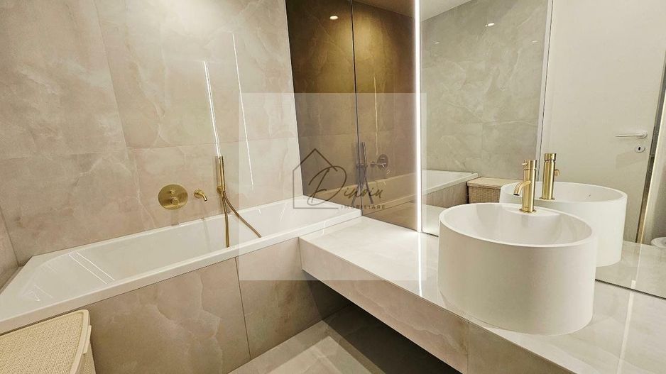 Apartament 2 camere decomandat Cortina North PARCARE INCLUSA - Poză 9