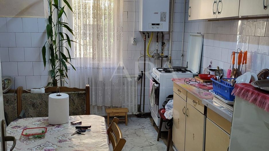 Apartament 4 camere, zona Kaufland - Poză 2