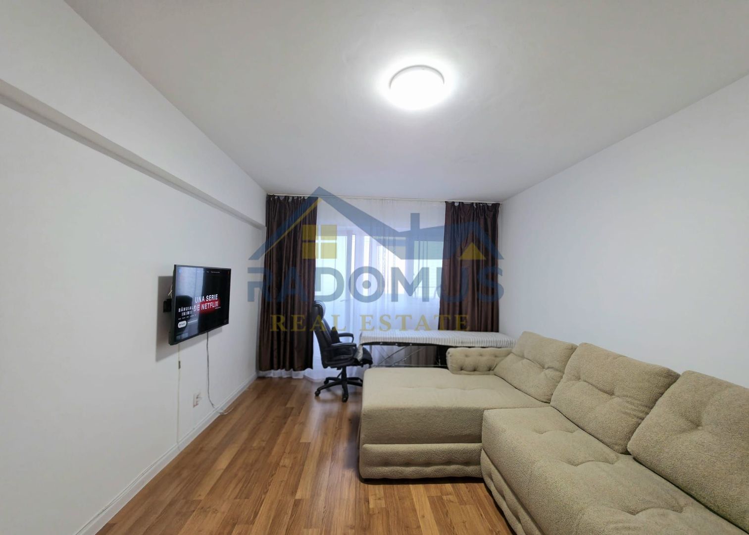 Ap. 2 cam - Bd. București - 55mp - 350 € / lună - Mobilat &Utilat - Poză 2