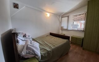 De vânzare casă în Orlat, cu teren generos de 2200 mp și panoramă deosebită! - Poză 7