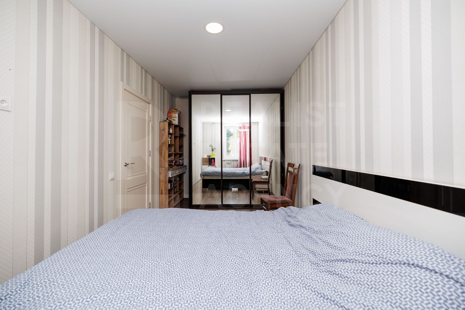 Vânzare, apartament, 2 camere, strada Vasile Lupu, Buiucani - Poză 1