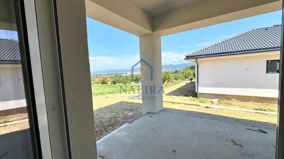 Casa de vanzare Satu Nou de Jos cu priveliste - zona retrasa - Poză 5