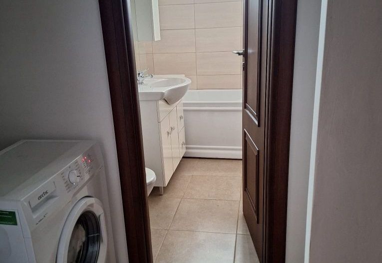 Apartament 3 camere renovat integral, etaj 3/4, lângă metrou Păcii - Poză 5