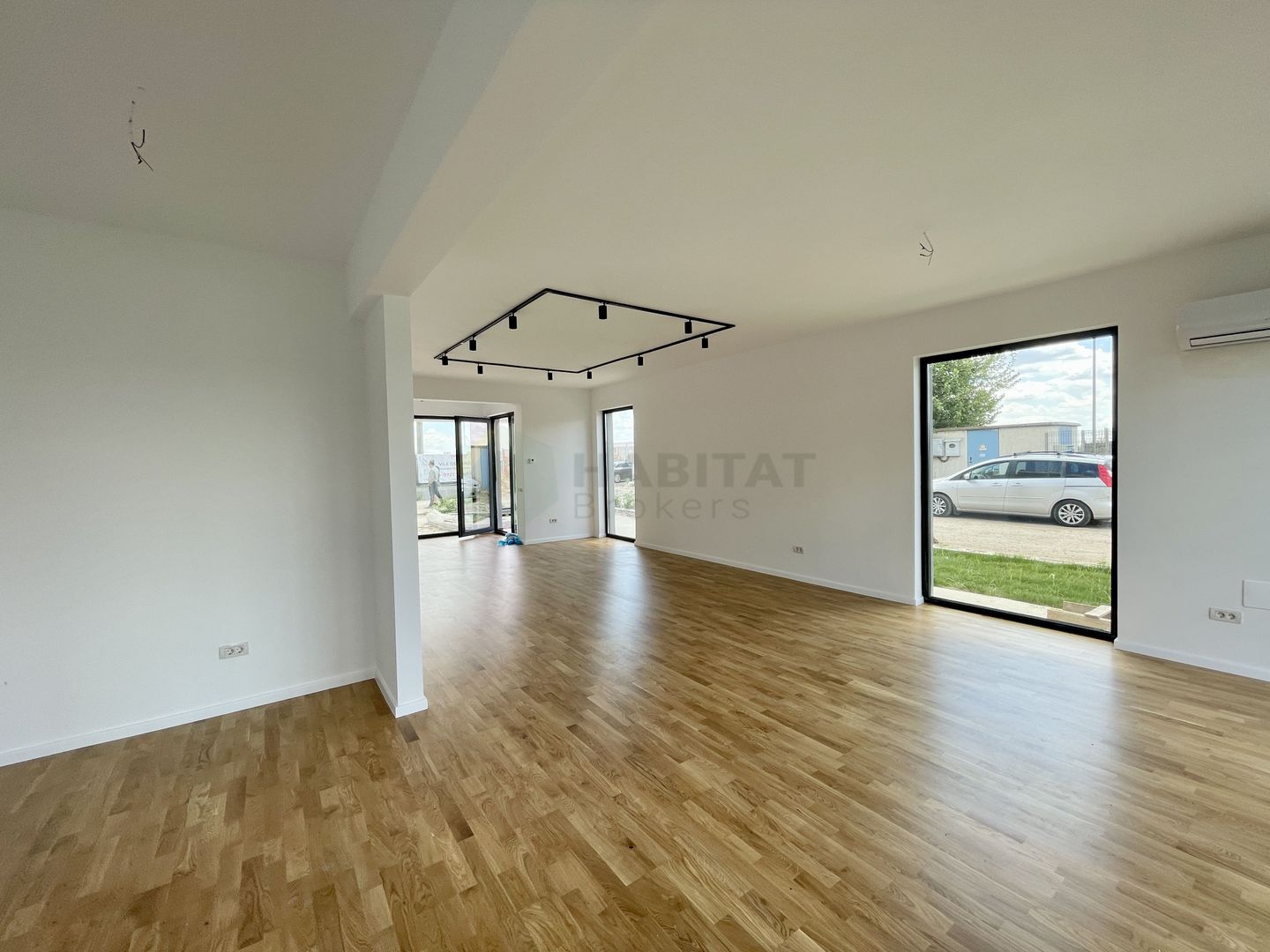 Vila Individuala 5 camere Tunari - Poză 18