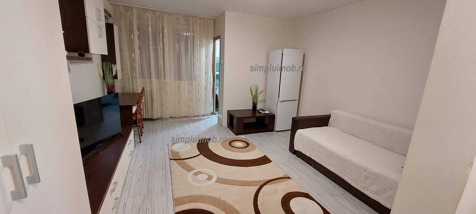 garsoniera 32mp renovata utilata  Titan metrou 10 minute - Poză 1