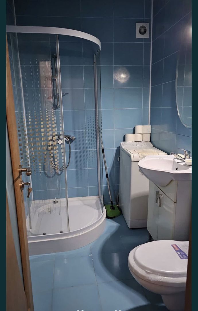 Vand garsoniera luminoasa in zona City Park Renovata, mobilata/utilata - Poză 6